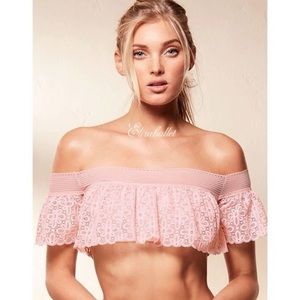 ⚡️NWT Victoria’s Secret Floral Lace Off The Shoulder Bralette